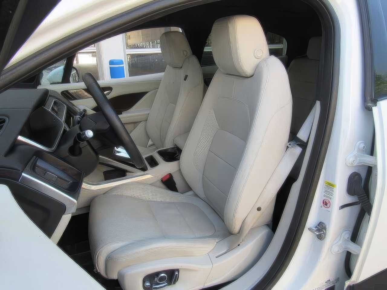 2020 Jaguar I-PACE EV400 HSE