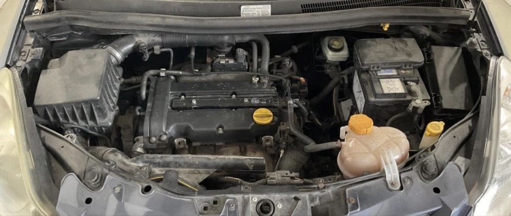 Opel Corsa D Enjoy 1200 Gasolina 160Milkm