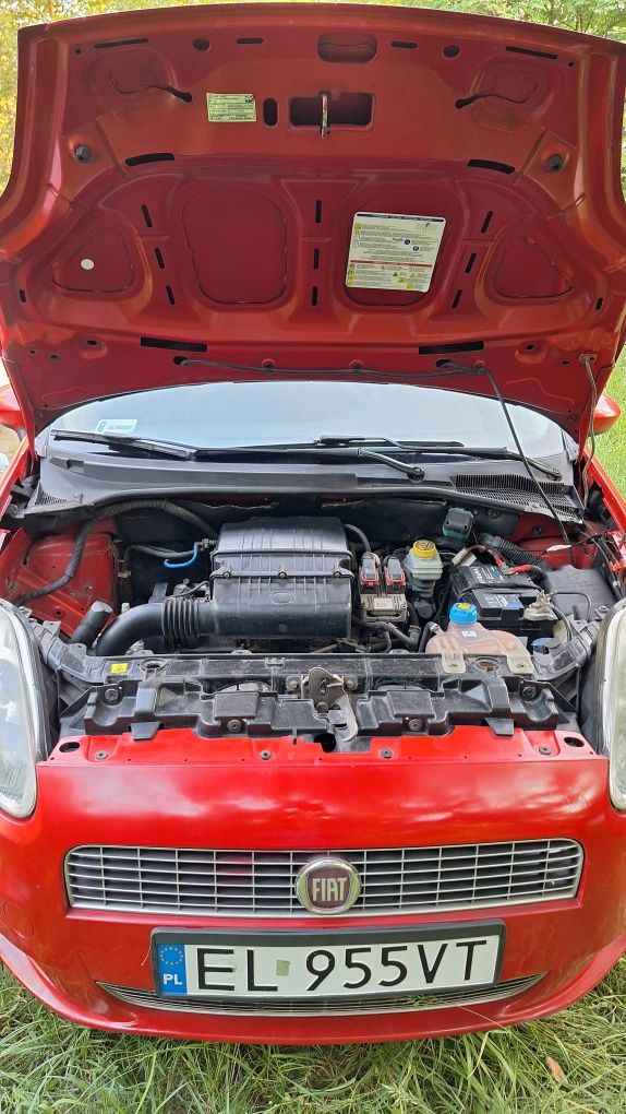 Fiat Grande Punto 1.4 benzyna - fajne auto