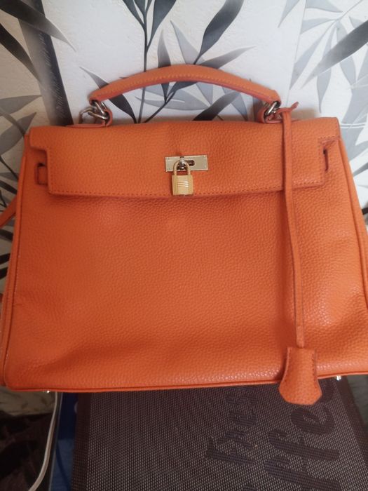 Продам сумку женскую