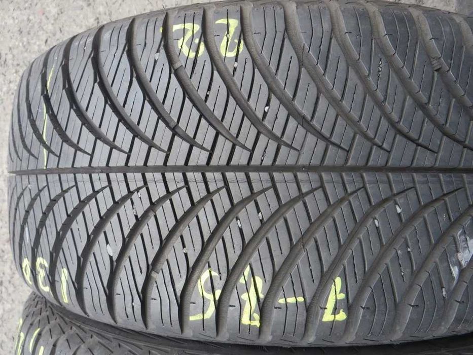 235/45 R18 98Y Goodyear Vector4SeasonsGen-2 M+S 2штуки 2022рік