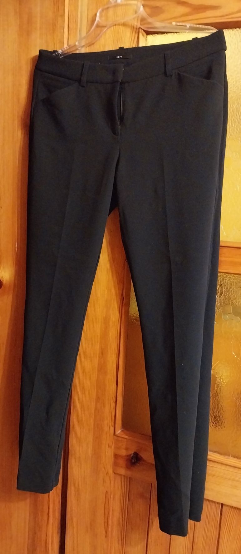 Eleganckie spodnie ZERO 36 czarne