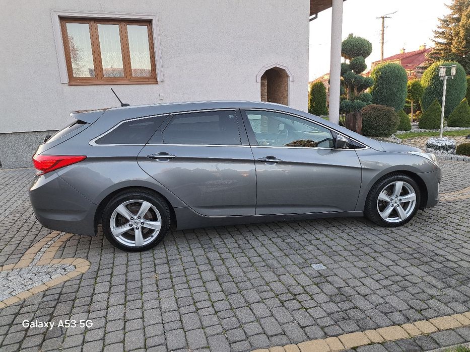 Hyundai I40 1.7 Crdi  Doinwestowany Skrzynia 6 biegowa  fajny stan PDW