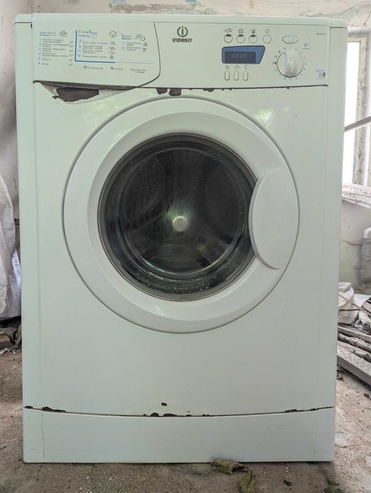 пральна машина Indesit