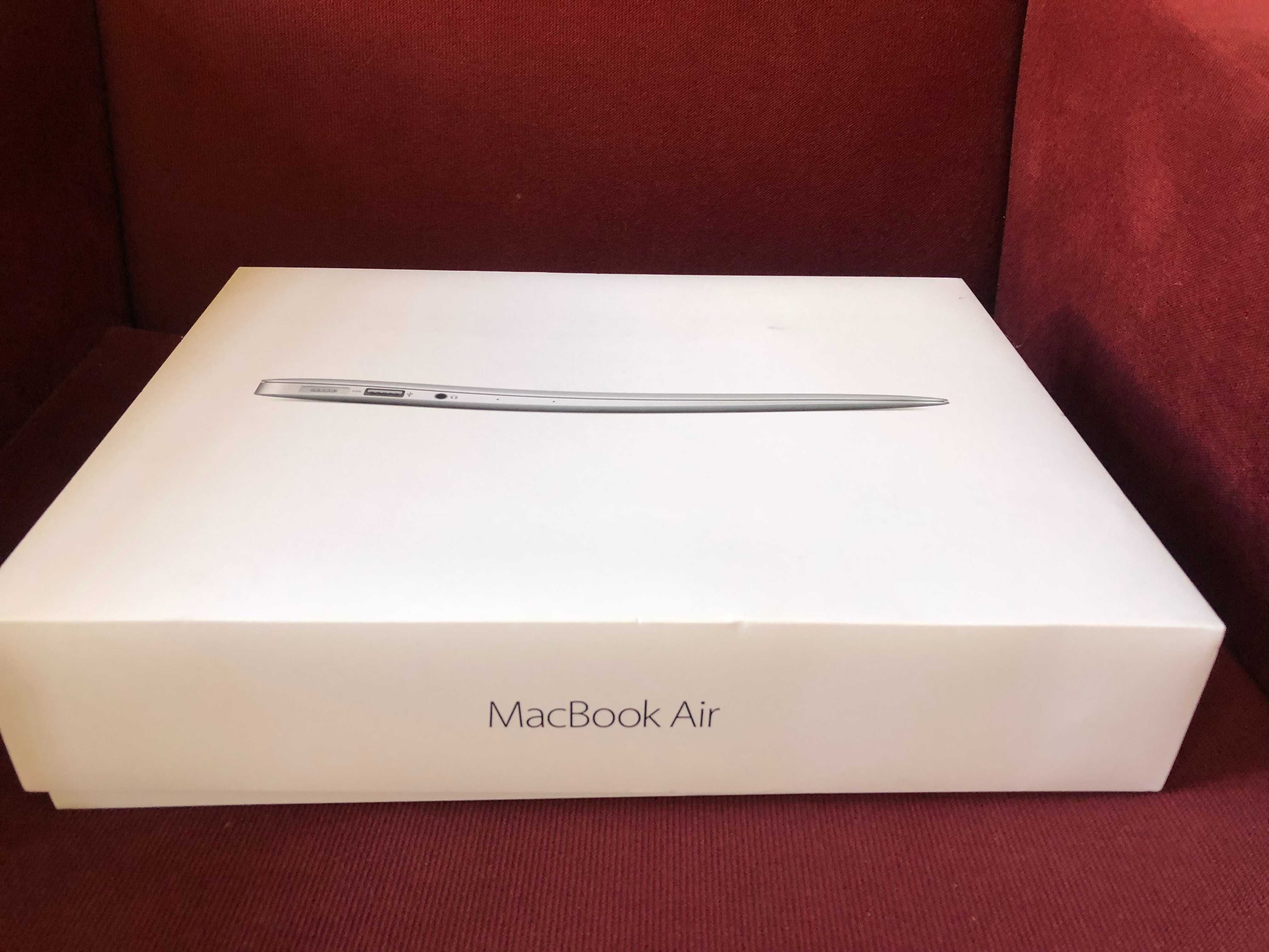 MacBook air 13 cali listopad 2018