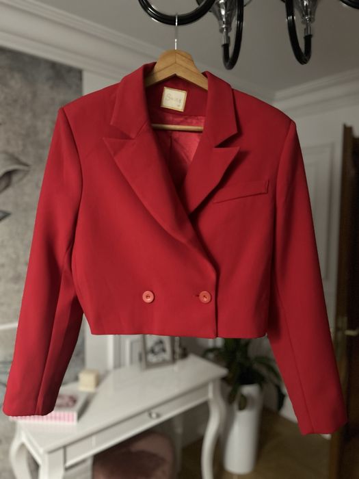 Krótka marynarka o kroju pudełkowym Swing