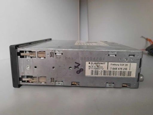 Zabytkowe radio Blaupunkt Freiburg SQR39 BMW e30 e31 e32 e34 e36
