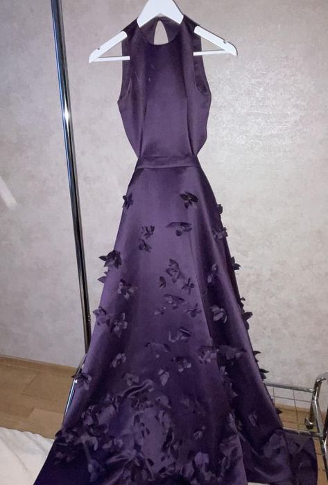 Випускне довге плаття