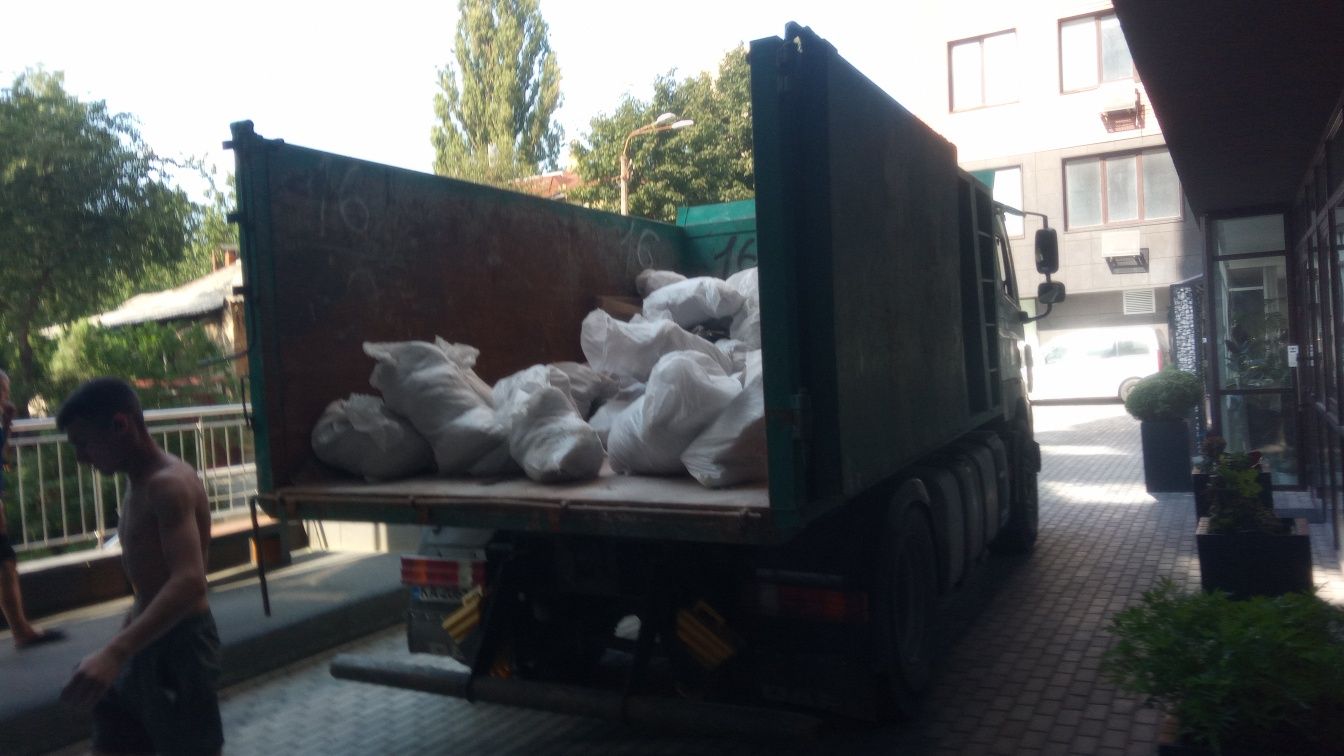 Вивоз мусора Вивіз сміття Камаз ЗІЛ Даф Доставка пісок щебінь чорнозем