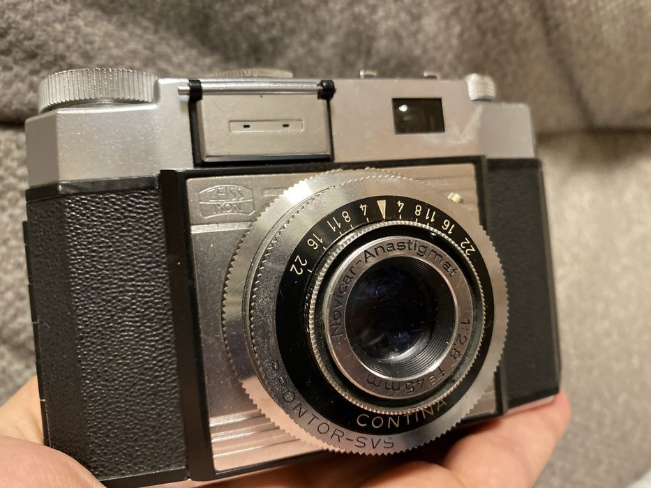 Zeiss Ikon Contina 1: 2.8 f = 45mm