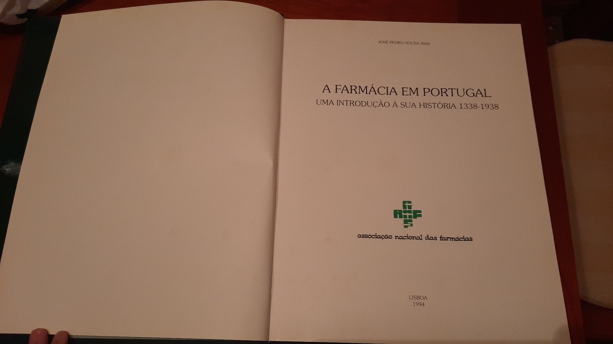 A farmácia em portugal José Pedro de Sousa Dias