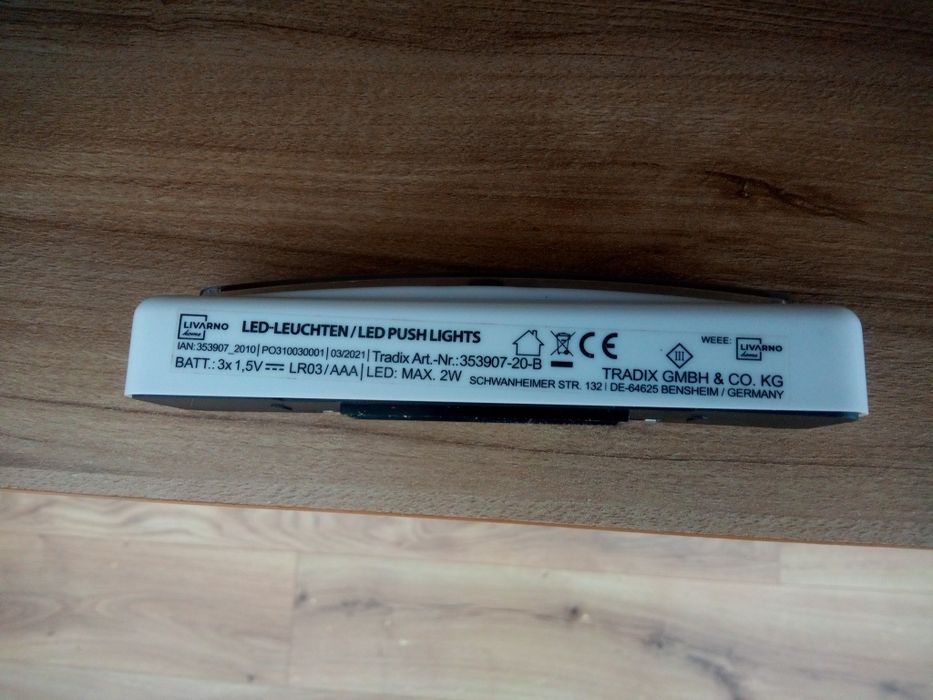 Iluminação para interior de Móveis