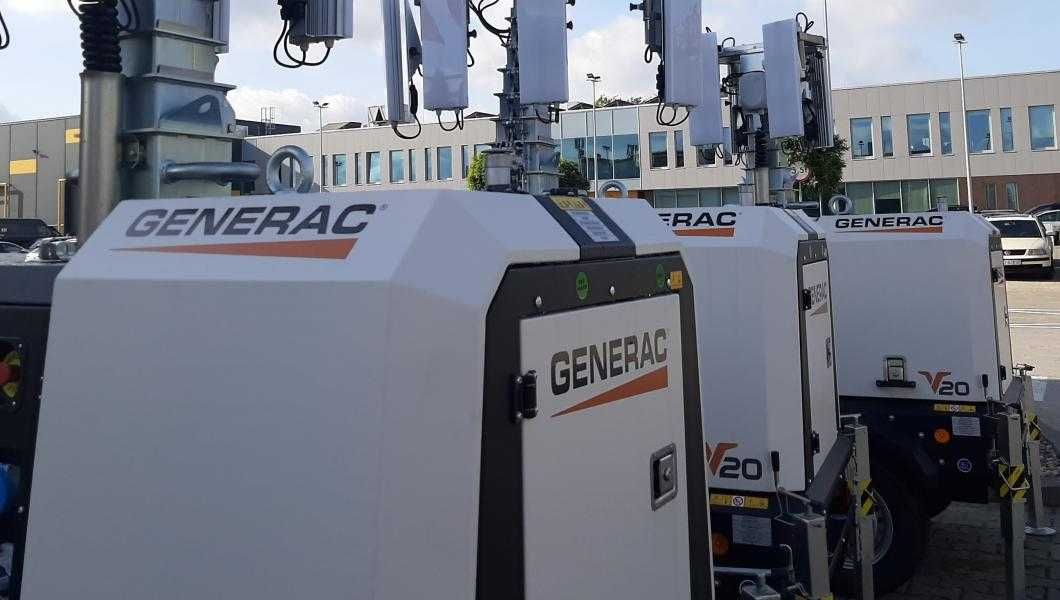 Maszt oświetleniowy GENERAC V20(4XLED) WYPOŻYCZALNIA! 24/7 8M 6000m2