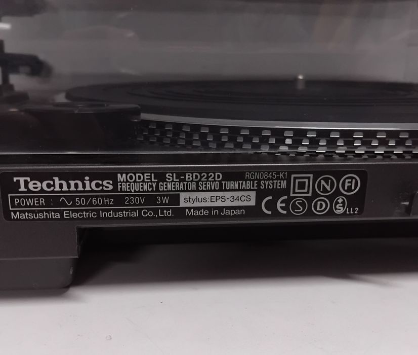 TECHNICS gira-discos SL-BD22D