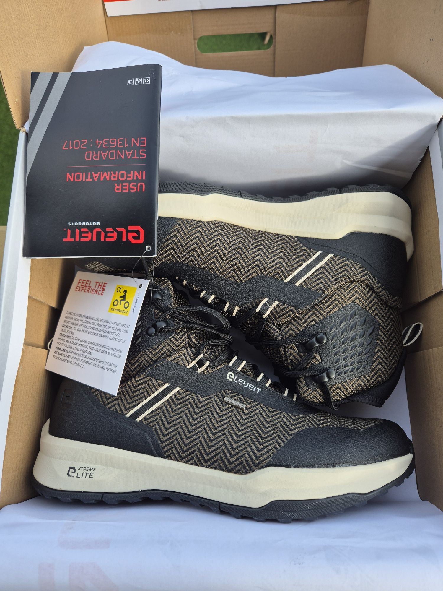Botas Eleveit 43 (novas)