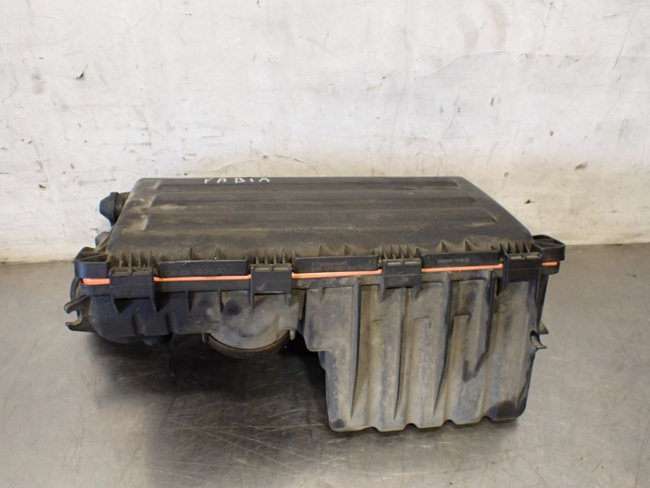 OBUDOWA FILTRA POWIETRZA SKODA FABIA II 1.4MPI 036129611CD