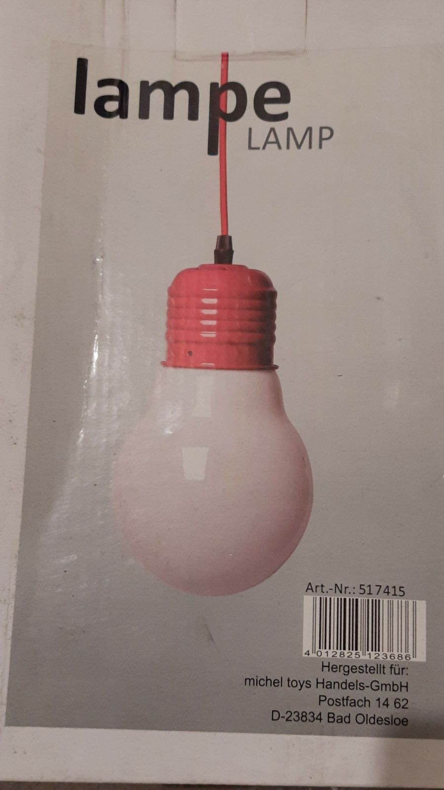 Lampa wisząca w kształcie żarówki