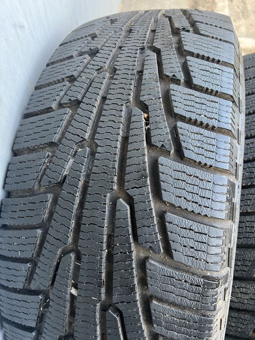 Резина зимова 265 65 r17 nokian