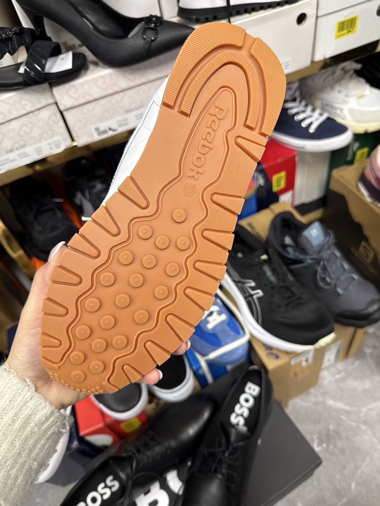 Buty Reebok r 43 skora
