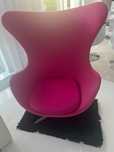 Designerski fotel Egg