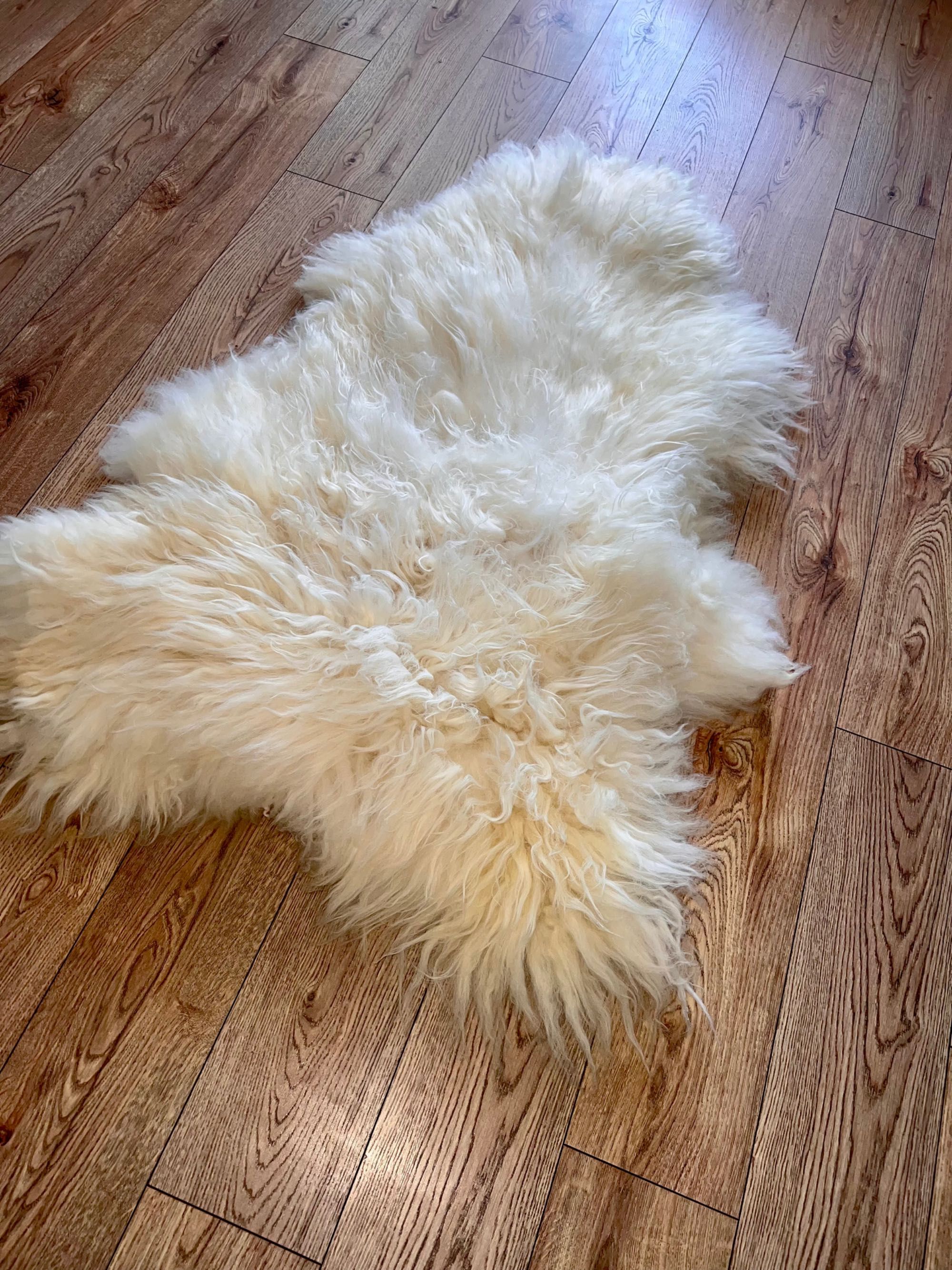 Piękna skóra dywan. Naturalna Duży rozmiar