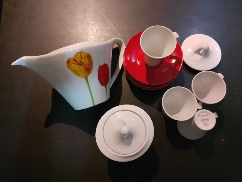 Serviço de chá e de café e prato biscoitos Tulipas SPAL
