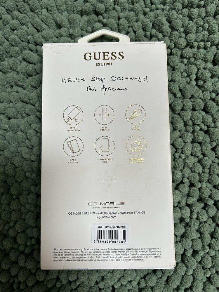 Etui iphone 14 guess