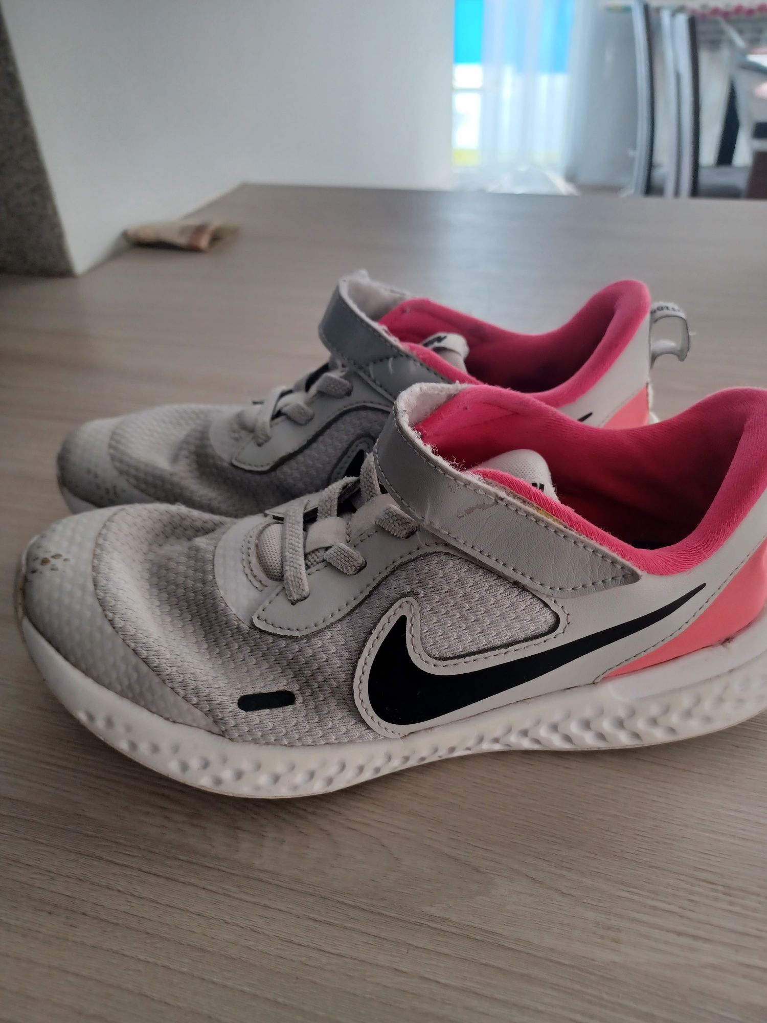 Buty Nike rozm. 34