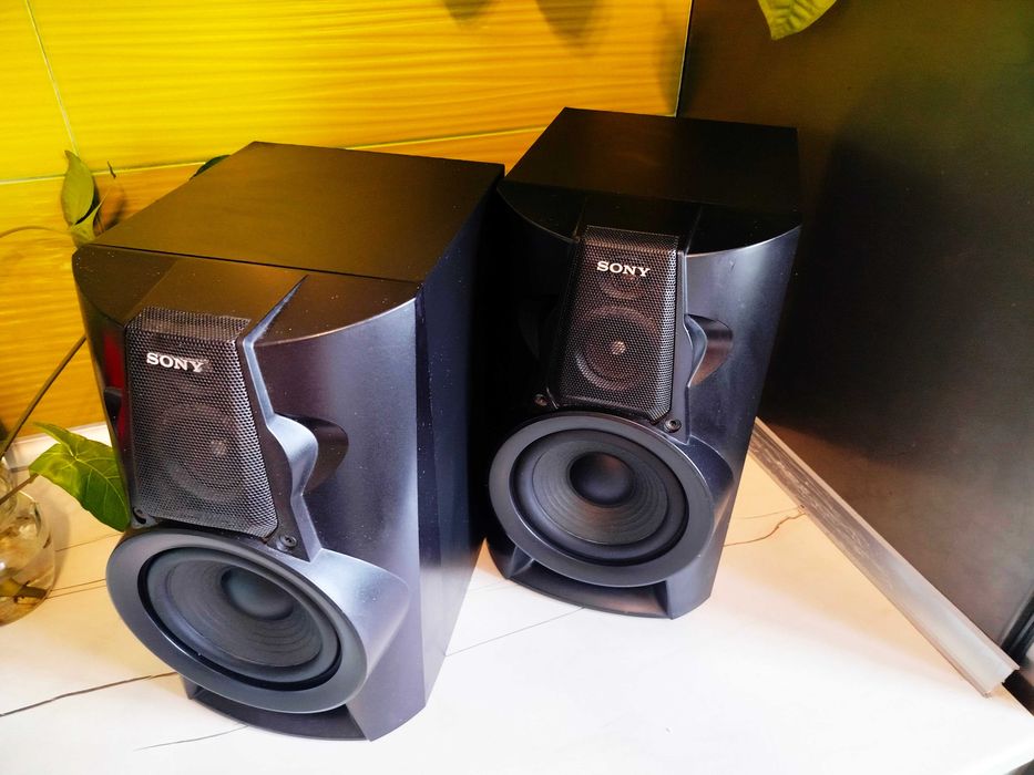 sprzedam kolumny Sony spora moc 100W/6ohm