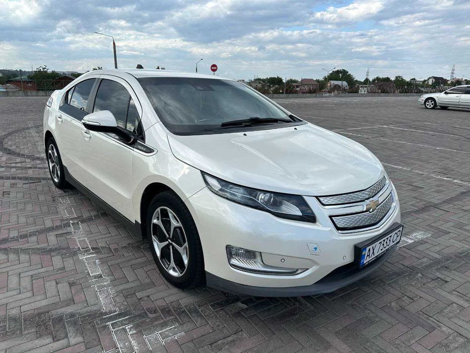Chevrolet Volt 1. Шевроле вольт.