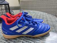 Adidas predator sala rozmiar 34 non-marking +druga para