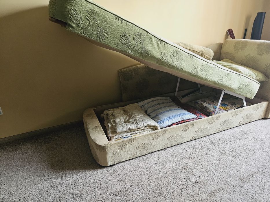 Ліжко односпальне, диван  розкладне з підйомним механізмом