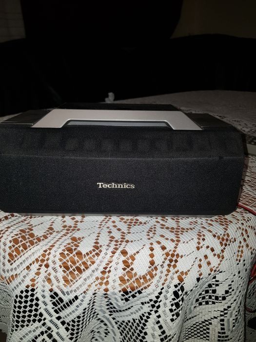 Музыкальный центр Technics.
