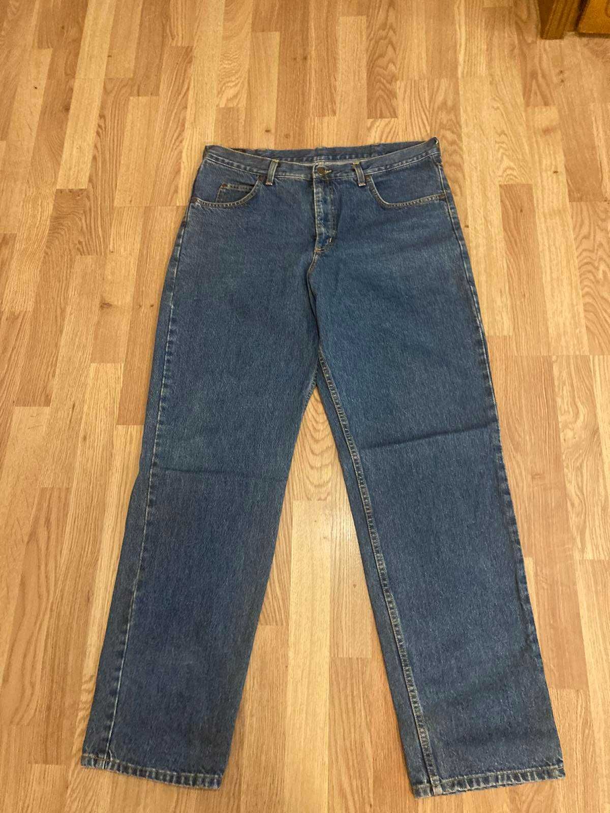 Джинси Levis   505   W44     L34