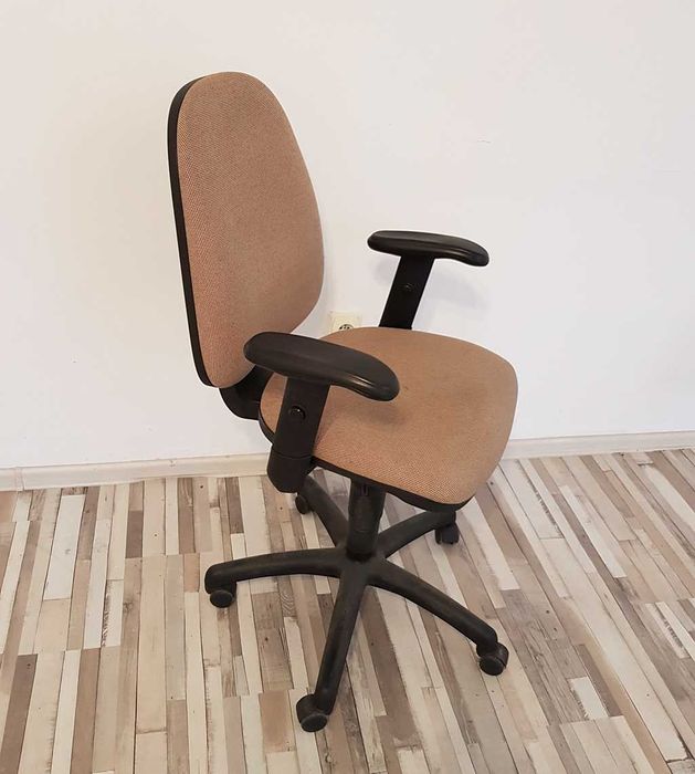 Krzesło WEBSTOR - mobilne - Krosno