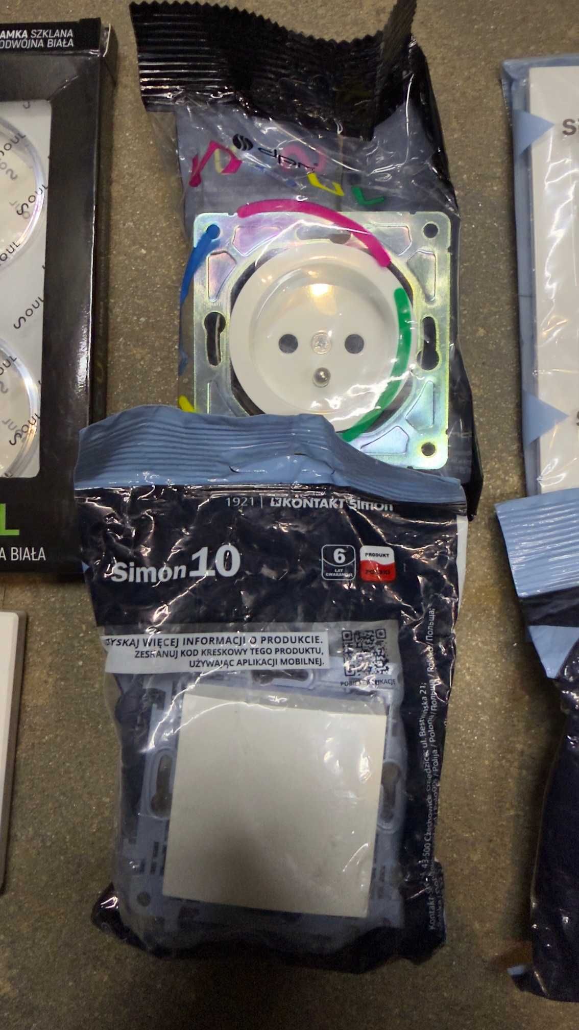 Ramki gniazda do instalacji elektrycznej