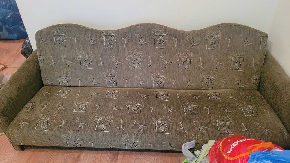 Wersalka / sofa/ łóżko do spania oddam za darmo