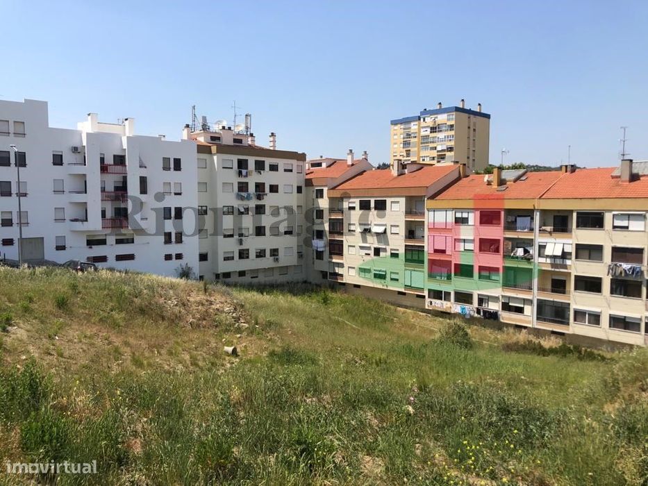 Lote - Prédio em Altura