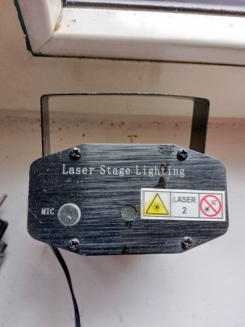 Laser lampa LED elektryczna