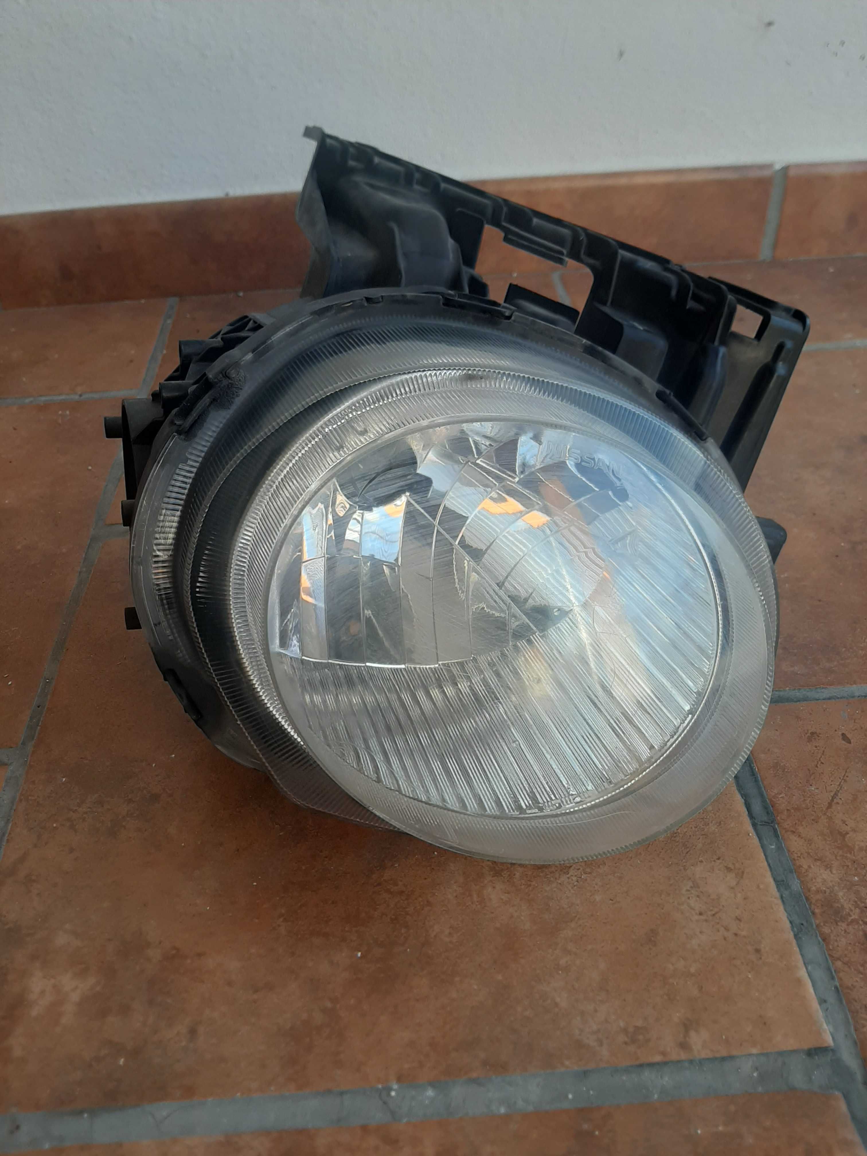 Farol Nissan Juke