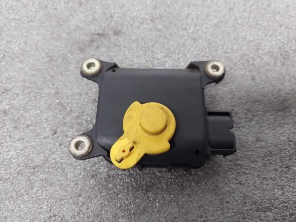 Motor da comporta da sofagem AUDI A3 (8L1)