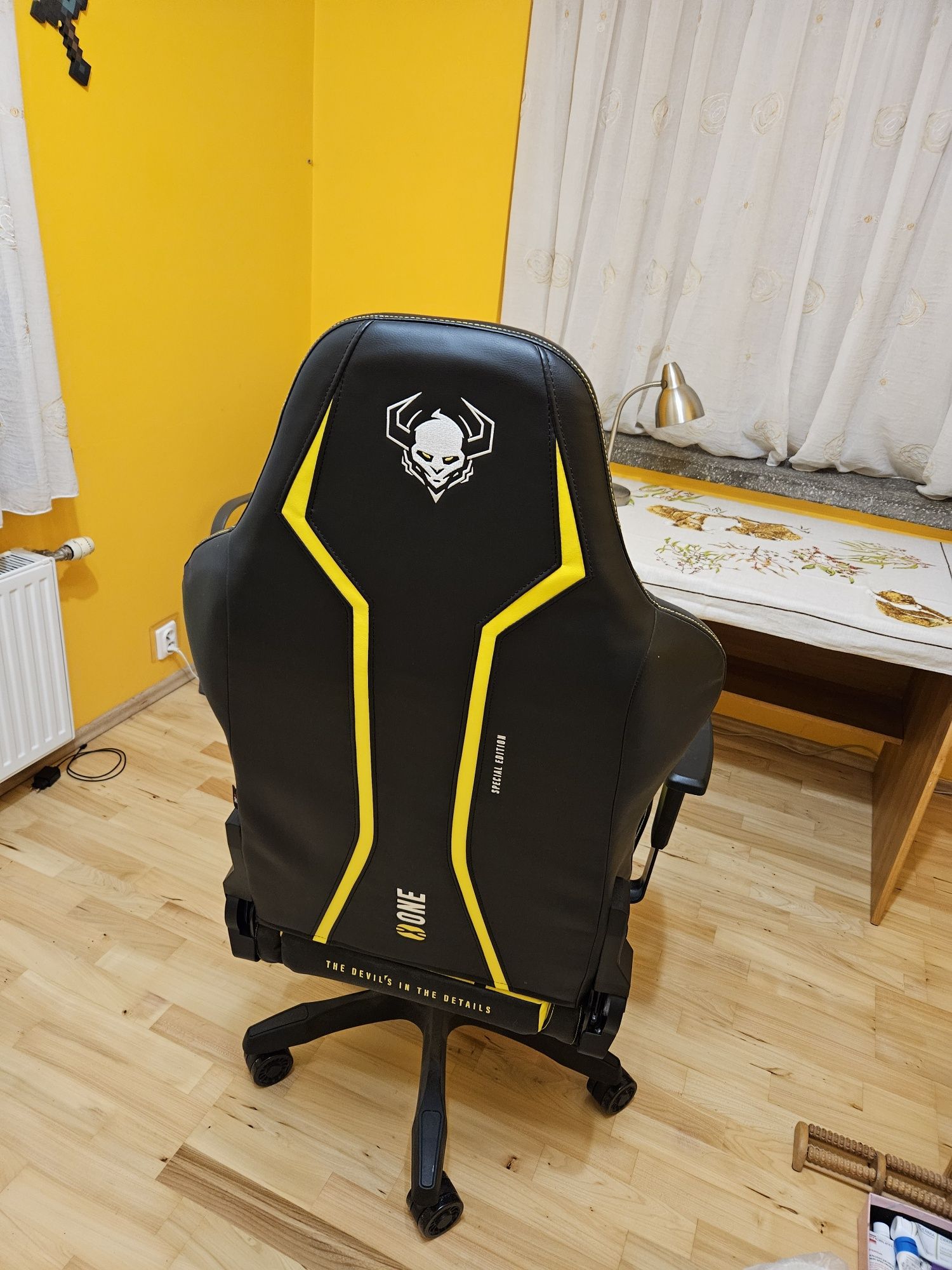 Diablo chair x-one special edition King size 185-200cm wzrostu