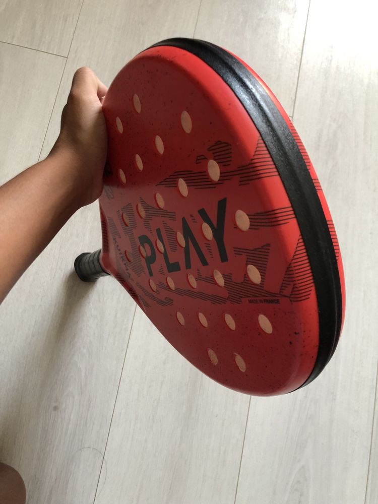 Raquete de padel como nova