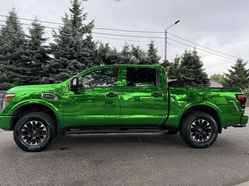 Nissan titan pro nowy gaz 4x4 sliczna bestia zamiana !