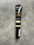Korektor Nyx Professional Born To Glow Pale