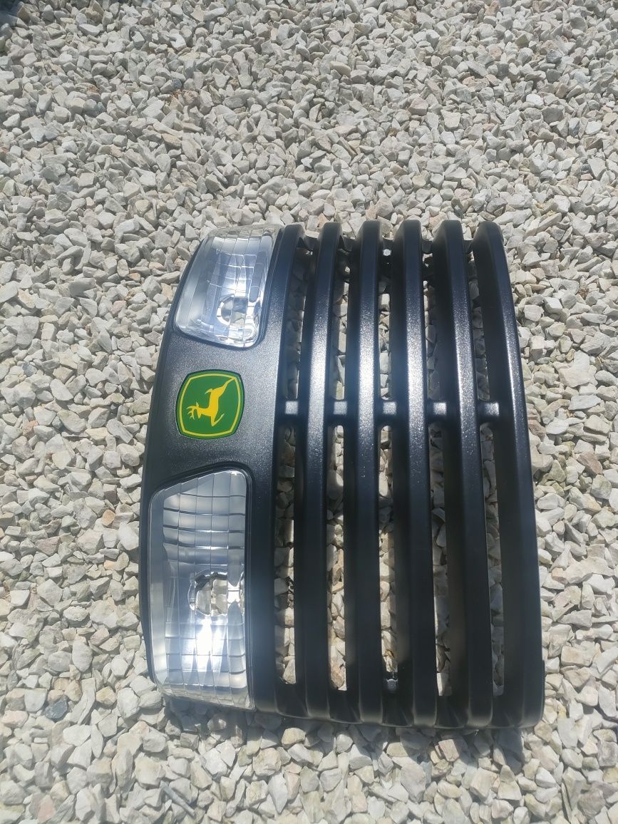 Traktorek kosiarka John Deere lt ltr grill maski przód