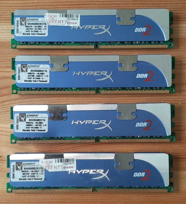 Pamięć RAM Kingston HYPERX DDR2 4 x 1GB 1066Mhz