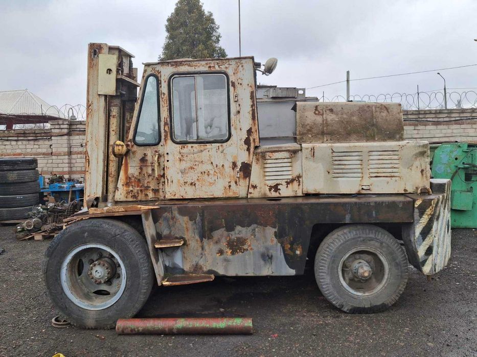 Погрузчик Львовский