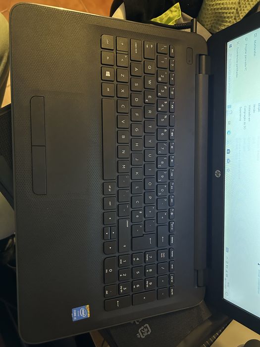 Portatil HP HQ-TRE 71025