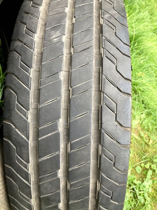 Opony letnie Continental 225/75 r16C vancontact ( 2020 r )